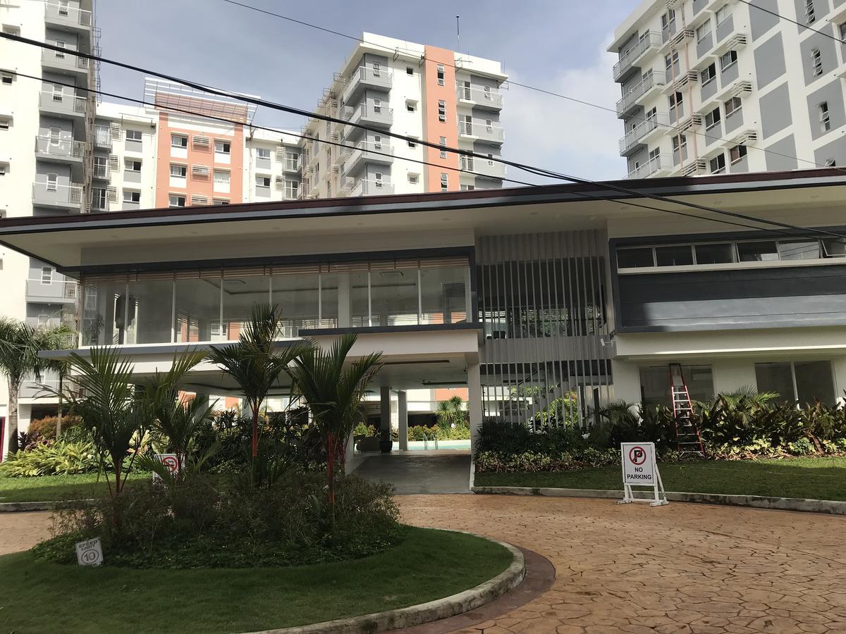 Mivesa Garden Residences By Cec Cebu Exterior photo